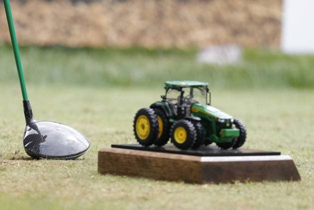 SILVIS, IL - JULiY 07: PGA, Golf Herren golfer Sami Valimaki places his driver next to the tee marker before teeing off on the first hole during the final round of the John Deere Classic on July 7,2024, at the TPC Deere Run in Silvis, Illinois. (Photo by Brian Spurlock Icon Sportswire) GOLF: JUL 07 PGA John Deere Classic EDITORIAL USE ONLY Icon24070728
