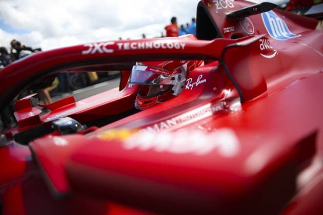 Sport Bilder des Tages LECLERC Charles (mco), Scuderia Ferrari SF-24, portrait during the Formula 1 Qatar Airways British Grand Prix 2024, 12th round of the 2024 Formula One World Championship, WM, Weltmeisterschaft from July 5 to 7, 2024 on the Silverstone Circuit, in Silverstone, United Kingdom - FORMULE 1 : Grand Prix de Grande Bretagne - Course - Silverstone - 07 07 2024 FORMULE 1 : Grand Prix de Grande Bretagne - Course - Silverstone - 07 07 2024 DPPI Panoramic  240707_R12_GRAN_BRETAGNA_DP_EA013738