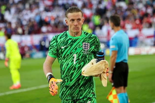 Jordan Pickford England, 01 taking penalties , Football, UEFA , European Championship, Quarterfinals 2024, England vs Switzerland, 06 07 2024, Duesseldorf Arena, Duesseldorf, Germany Duesseldorf Duesseldorf Arena Nordrhein Westfalen Germany Copyright: xGrantxHubbsx