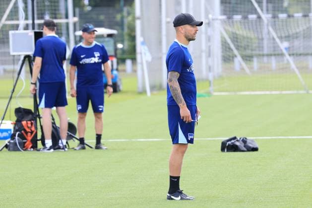 DEU, DFL, 2 FBL Hertha BSC, Training, 08 07 2024, Sportforum, Berlin, DEU, DFL, 2 FBL Hertha BSC, Training, im Bild Co Trainer Patrick Ebert Hertha BSC Berlin DFL regulations prohibit any use of Photographs as image sequences and or quasi video Foto Juergen Engler nordphoto GmbH nordphotoxGmbHx xEngler nph00076