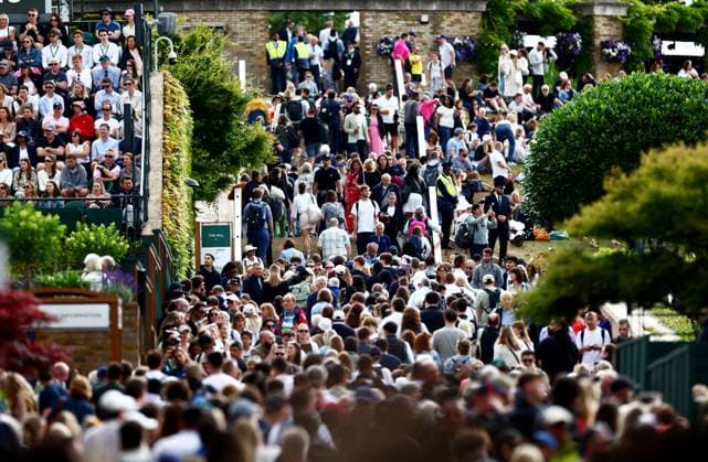 Specators seen around the grounds. Wimbledon Tennis Championships, Day 8, The All England Lawn Tennis and Croquet Club, London, UK - 08 Jul 2024  Copyright: xJamesxMarsh Shutterstockx 14575857j