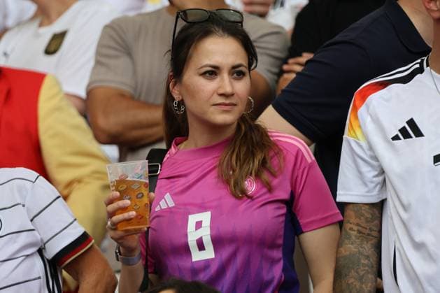 05 07 2024, Football, Men, UEFA European Championship 2024, Quarter Final, Quarter Final, Spain Germany, Wife of Toni Kroos Germany Jessica Kroos Stuttgart MHP Arena Baden Württemberg Germany DE Copyright: xSebastianxBachx