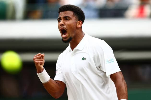 Arthur Fils of France Wimbledon Tennis Championships, Day 8, The All England Lawn Tennis and Croquet Club, London, UK - 08 Jul 2024  Copyright: xJamesxMarsh Shutterstockx 14575857bb
