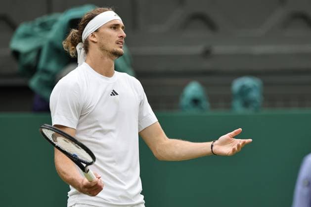 Alexander Zverev, GER, during fourth round of 2024 All England Lawn Tennis Championships at Wimbledon, gentlemens singles, London, 08 07 2024