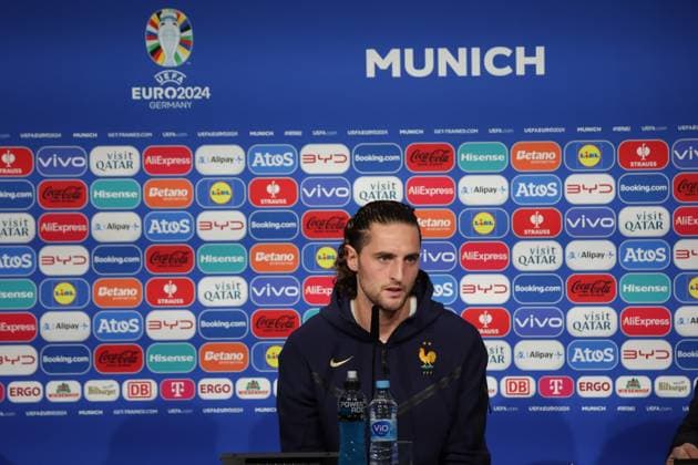 14 Rabiot Adrien RABIOT Midfield (FRA) conférence de presse FOOTBALL : Conférences de presse MD-1 France Avec le sélectionneur Didier Deschamps, l UEFA EURO, EM, Europameisterschaft,Fussball Allianz Arena de Munich. - 08 07 2024 ElyxandroCegarra Panoramic 