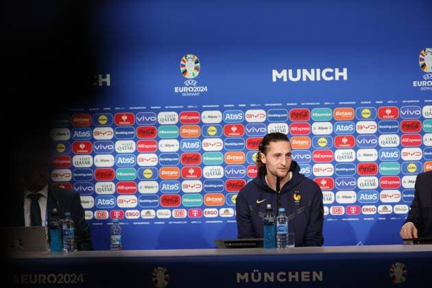 14 Rabiot Adrien RABIOT Midfield (FRA) conférence de presse FOOTBALL : Conférences de presse MD-1 France Avec le sélectionneur Didier Deschamps, l UEFA EURO, EM, Europameisterschaft,Fussball Allianz Arena de Munich. - 08 07 2024 ElyxandroCegarra Panoramic 