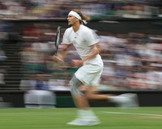 Alexander Zverev GER Movement error, pull-along, Copyright: xJuergenxHasenkopfx
