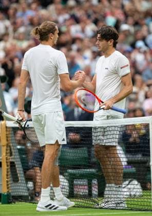Tennis - Wimbledon Championship 2024 - Day 8 LONDON, ENGLAND - Monday, July 8, 2024: Taylor Fritz (USA) (R) shakes hands with Alexander Zverev (GER) after winning the Gentlemen s Singles 4th Round match on Day Eight of The Championships Wimbledon 2024 at the All England Lawn Tennis and Croquet Club. (Photo by Kirsten Holst Propaganda) LONDON All England Lawn Tennis and Croq GREATER LONDON ENGLAND  Copyright: xKirstenxHolstx 2024-07-08-021-Wimbledon_Day_8