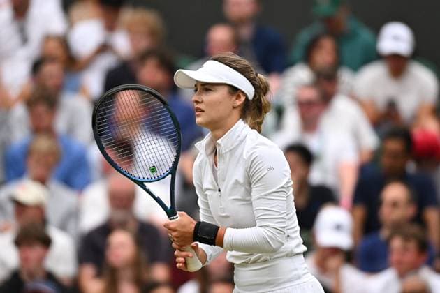 Wimbledon - Fourth Round Anna Kalynskaya (RUS) during her fourth round match at the 2024 Wimbledon Championships at the AELTC in London, UK, on July 8, 2024. Photo by Corinne Dubreuil ABACAPRESS.COM LONDON  Copyright: xDubreuilxCorinne ABACAx