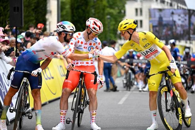 Tour de France 2024 - Stage 10 SAINT-AMAND-MONTROND, FRANCE - JULY 09 : Turgis Anthony (FRA) of TotalEnergies, Abrahamsen Jonas (NOR) of Uno-X Mobility and Pogacar Tadej (SVN) of UAE Team Emirates during stage 10 of the 111th edition of the Tour de France 2024 cycling race, a stage of 187.3 kms with start in Orleans and finish in Saint-Amand-Montrond on July 09, 2024 in Saint-Amand-Montrond, France, 09 07 2024 Saint-Amand-Montrond France  Copyright: xNicoxVereeckenx