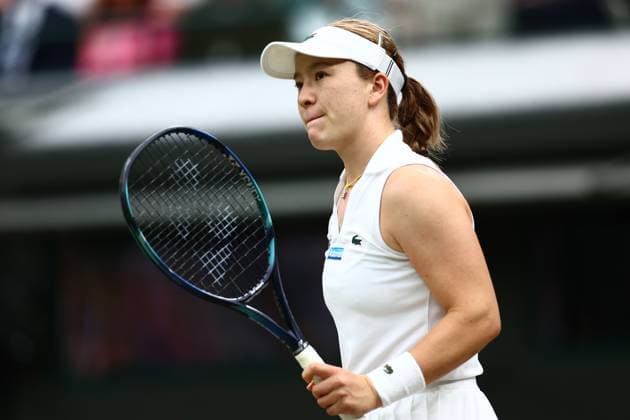 Lulu Sun of New Zealand Wimbledon Tennis Championships, Day 9, The All England Lawn Tennis and Croquet Club, London, UK - 09 Jul 2024  Copyright: xJamesxMarsh Shutterstockx 14577170ae