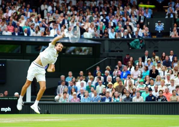 Daniil Medvedev during his quarter final match Wimbledon Tennis Championships, Day 9, The All England Lawn Tennis and Croquet Club, London, UK - 09 Jul 2024  Copyright: xJavierxGarcia Shutterstockx 14577169u