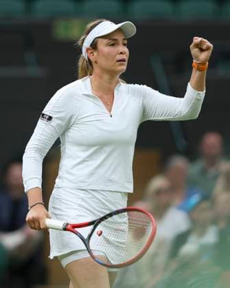 Donna Vekic makes a fist and cheers, cheers, joy, emotion Tennis Wimbledon 2024 Grand Slam ITF ATP WTA AELTC London Great Britain 9 July 2024 Copyright: xJuergenxHasenkopfx