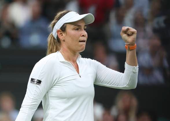 Donna Vekic makes a fist and cheers, cheers, joy, emotion Tennis Wimbledon 2024 Grand Slam ITF ATP WTA AELTC London Great Britain 9 July 2024 Copyright: xJuergenxHasenkopfx