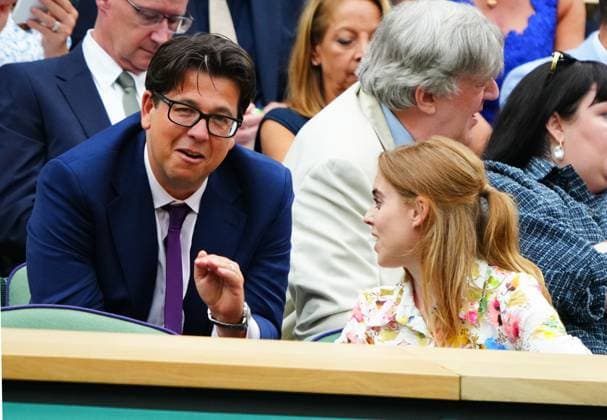 Michael McIntyre and Princess Beatrice in the Royal Box on Centre Court Wimbledon Tennis Championships, Day 9, The All England Lawn Tennis and Croquet Club, London, UK - 09 Jul 2024  Copyright: xJavierxGarcia Shutterstockx 14577169bg