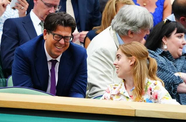 Michael McIntyre and Princess Beatrice in the Royal Box on Centre Court Wimbledon Tennis Championships, Day 9, The All England Lawn Tennis and Croquet Club, London, UK - 09 Jul 2024  Copyright: xJavierxGarcia Shutterstockx 14577169be