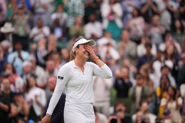 Donna Vekic of Croatia celebrates beating New Zealand s Lulu Sun at the end of their women s singles quarter-finals tennis match on the ninth day of the 2024 Wimbledon Championships at The All England Lawn Tennis and Croquet Club in Wimbledon, southwest London, on July 9, 2024.  Copyright: xHiroshixSatox