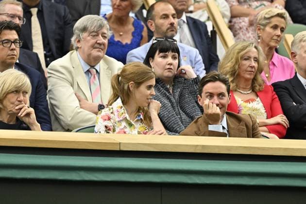 Tennis : Wimbledon 2024 - HRH Princess Beatrice and Mrs Edoardo Mapelli Mozzi Tennis : Wimbledon 2024 - England - 09 07 2024 ChrysleneCaillaud Panoramic 