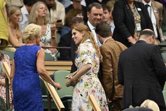Tennis : Wimbledon 2024 - HRH Princess Beatrice and Mrs Edoardo Mapelli Mozzi dans la Royal Box Tennis : Wimbledon 2024 - England - 09 07 2024 ChrysleneCaillaud Panoramic 