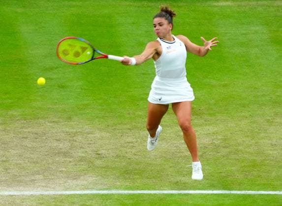 Jasmine Paolini during her quarter final match Wimbledon Tennis Championships, Day 9, The All England Lawn Tennis and Croquet Club, London, UK - 09 Jul 2024  Copyright: xJavierxGarcia Shutterstockx 14577169fq