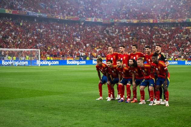 240709 The starting eleven of Spain ahead of the UEFA Euro 2024 Football Championship semifinal between Spain and France on July 9, 2024 in Munich Photo Mathias Bergeld BILDBYRAN code MB MB0944 fotboll football soccer fotballs em europamästerskap em uefa euro uefa european football championship euro 2024 semifinal semifinals spanien spain frankrike france bbeng  Copyright: MATHIASxBERGELD BB240709MB044