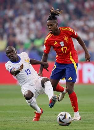 Spain v France: Semi-Final - UEFA EURO, EM, Europameisterschaft,Fussball 2024 Ngolo Kante of France and Nico Williams of Spain challenge during the UEFA EURO 2024 semi-final match between Spain v France at Munich Football Arena on July 9, 2024 in Munich, Germany. Munich Munich Football Arena Germany Germany Copyright: xRichardxSellers Sportsphoto APLx 14045066