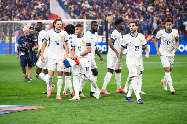 240709 Adrien Rabiot, Kylian MbappÃ , Theo Hernandez and William Saliba of France ahead of the UEFA Euro 2024 Football Championship semifinal between Spain and France on July 9, 2024 in Munich Photo Mathias Bergeld BILDBYRAN code MB MB0944 football soccer football soccer em european championship em uefa euro uefa european football championship euro 2024 semifinal semifinals spain spain france france bbeng  Copyright: MATHIASxBERGELD BB240709MB050