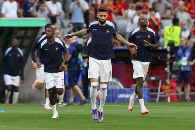Munich , Germany 09.07.2024: Olivier Giroud of France during warm-up before the UEFA EURO, EM, Europameisterschaft,Fussball 2024 semi-finals, football match between Spain vs France at Munich Football Allianz Arena  Copyright: xMarcoxIacobucci IPAxSportx xipa-x xx IPA_47859500 IPA_Agency_IPA47859500