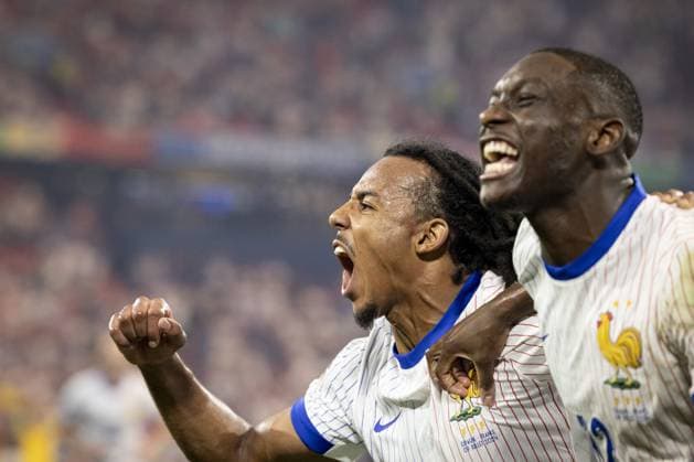 Joie des joueurs de France apres le but de 12 Kolo Muani Randal KOLO MUANI Forward (FRA) FOOTBALL : France vs Espagne Euro 2024 demi-finale - Allianz Arena Munich- 09 07 2024 ElyxandroCegarra Panoramic 