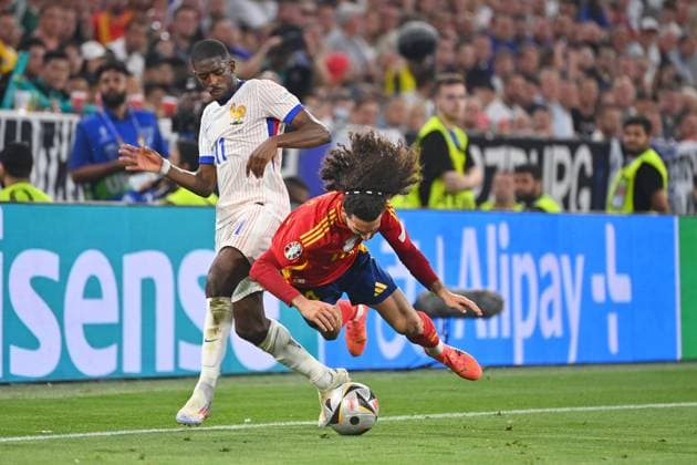 Ousmane DEMBELE FRA , action,duel against Marc CUCURELLA ESP semi-final Spain ESP France FRA on 09 07 2024, Football Arena Munich Football UEFA EURO 2024 GERMANY from 14 06 2024 14 07 2024