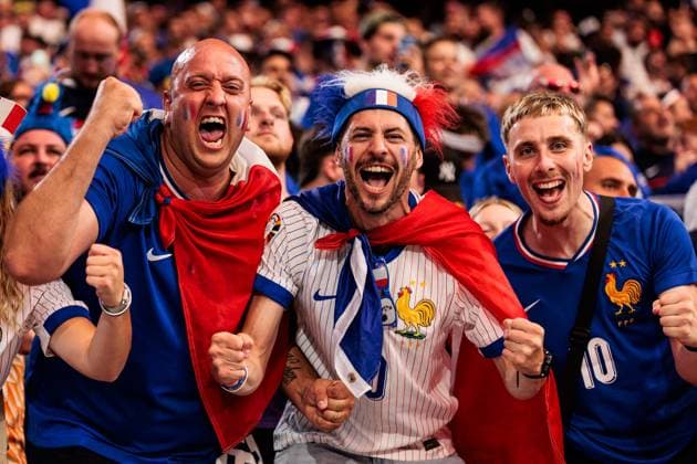 UEFA EURO 2024 Spain France 09 07 2024 French fans celebrate Randal Kolo Muanis 0 1 France, 12 UEFA EURO 2024 Spain France Munich Football Arena, Munich on 09 07 2024 Copyright: xBEAUTIFULxSPORTS Wunderlx