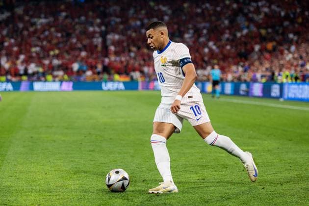 UEFA EURO 2024 Spain France 09 07 2024 Kylian Mbappe Lottin France, 10 on the ball UEFA EURO 2024 Spain France Munich Football Arena, Munich on 09 07 2024 Copyright: xBEAUTIFULxSPORTS Wunderlx