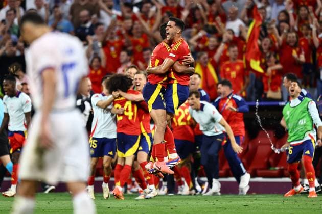Rodri of Spain and Mikel Merino of Spain celebrate after the full time whistle Spain v France, UEFA European Championship, EM, Europameisterschaft 2024, Semi Final, Football, Munich Football Arena, Munich, Germany - 09 Jul 2024 EDITORIAL USE ONLY No use with unauthorised audio, video, data, fixture lists, club league logos or live services. Online in-match use limited to 120 images, no video emulation. No use in betting, games or single club league player publications. Copyright: xMichaelxZemanek Shutterstockx 14576887cu