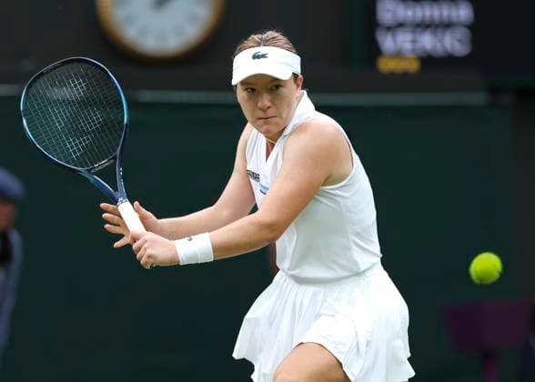 Lulu Sun NZL Tennis Wimbledon 2024 Grand Slam ITF ATP WTA AELTC London Great Britain 9 July 2024 Copyright: xJuergenxHasenkopfx