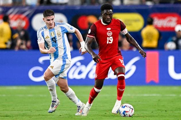 Football, Copa America, Semi-final, Argentina - Canada