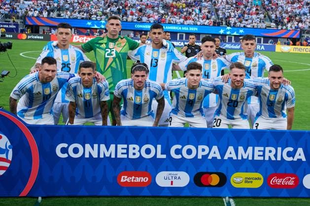 RECORD DATE NOT STATED Copa America USA 2024 Argentina vs Canada - Semifinal Argentina team group, Mannschaftsbild, Totale during the CONMEBOL Copa America 2024 Semi-final match between Argentina and Canada, at MetLife Stadium, on July 09, 2024 in East Rutherford, New Jersey, United States. EAST RUTHERFORD NEW JERSEY UNITED STATES  Copyright: xJorgexMartinezx 20240709190411_CA_SF_2024_ARG_CAN_ARGENTINA66