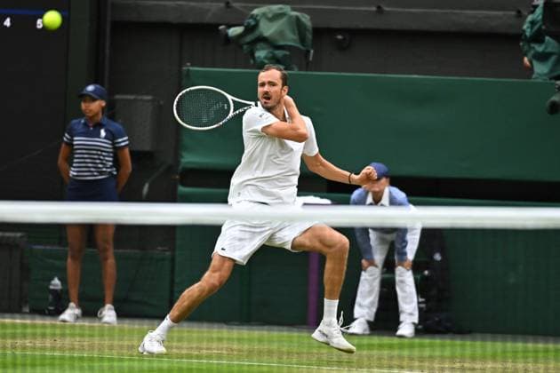 Wimbledon - Medvedev v Sinner Quarter-Final Daniil Medvedev (RUS) during his quarter final match at the 2024 Wimbledon Championships at the AELTC in London, UK, on July 9, 2024. Photo by Corinne Dubreuil ABACAPRESS.COM London United Kingdom  Copyright: xDubreuilxCorinne ABACAx