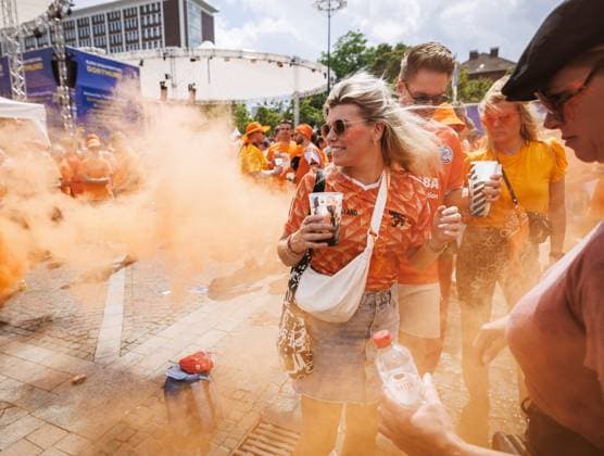 DORTMUND, Dutch supporters in Dortumund, 10-07-2024, Dutch fans in the city center of dortmund before the match against England. Oranje legioen, Friedensplatz Dutch supporters in Dortumund  x25726566x Copyright: