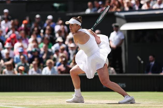 Elena Rybakina during her quarter final match Wimbledon Tennis Championships, Day 10, The All England Lawn Tennis and Croquet Club, London, UK - 10 Jul 2024  Copyright: xEllaxLing Shutterstockx 14578621o