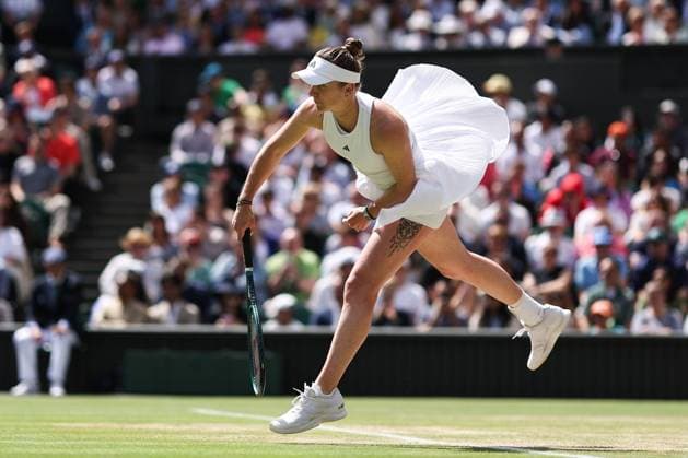 Elena Rybakina during her quarter final match Wimbledon Tennis Championships, Day 10, The All England Lawn Tennis and Croquet Club, London, UK - 10 Jul 2024  Copyright: xEllaxLing Shutterstockx 14578621m