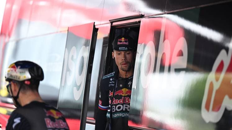 10-07-2024 Tour De France; Tappa 11 Evaux Les Bains - Le Lioran; 2024, Red Bull - Bora - Hansgrohe; Roglic, Primoz; Evaux Les Bains; 