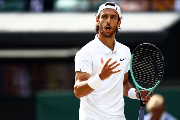 Lorenzo Musetti during his quarter final match Wimbledon Tennis Championships, Day 10, The All England Lawn Tennis and Croquet Club, London, UK - 10 Jul 2024  Copyright: xJamesxMarsh Shutterstockx 14578619dp