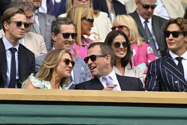 Tennis : Wimbledon 2024 - Peter Phillips et Mrs Harriet Sperling dans la Royal Box Tennis : Wimbledon 2024 - England - 10 07 2024 ChrysleneCaillaud Panoramic 