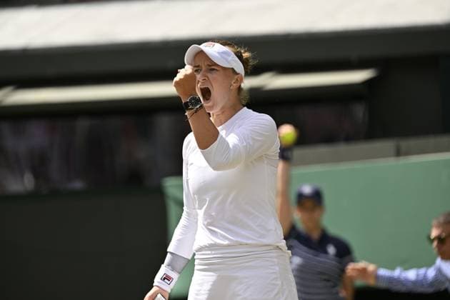 Tennis : Wimbledon 2024 - Barbora Krejcíková - Republique Tcheque Tennis : Wimbledon 2024 - England - 10 07 2024 ChrysleneCaillaud Panoramic 