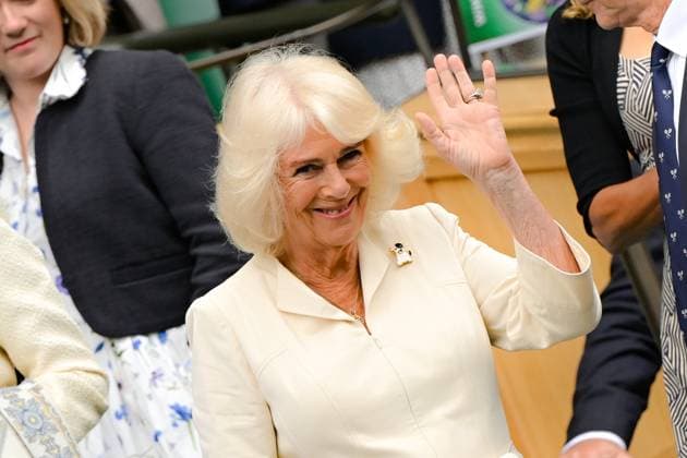 Tennis : Wimbledon 2024 - Arrivee de la Reine Camilla dans la Royal Box Tennis : Wimbledon 2024 - England - 10 07 2024 ChrysleneCaillaud Panoramic 
