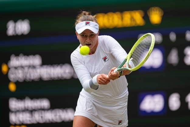 Tennis - Wimbledon Championship 2024 - Day 10 LONDON, ENGLAND - Wednesday, July 10, 2024: Barbora Krejcikova (CZE) during the Ladies Singles Quarter-Final match on Day Ten of The Championships Wimbledon 2024 at the All England Lawn Tennis and Croquet Club. Krejcikova won 6-4, 7-6 (4). (Photo by Kirsten Holst Propaganda) LONDON All England Lawn Tennis and Croquet Club GREATER LONDON ENGLAND  Copyright: xKirstenxHolstx 2024-07-10-026-Wimbledon_Day_10