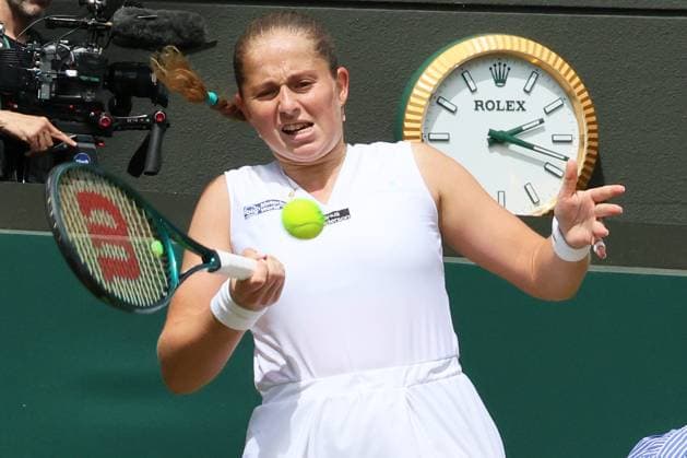 TENNIS - Wimbledon 2024 LONDON,ENGLAND,10.JUL.24 - TENNIS - WTA, Tennis Damen Tour, Wimbledon, Grand Slam. Image shows Jelena Ostapenko (LAT).  GEPAxpictures xAlanxGrieves