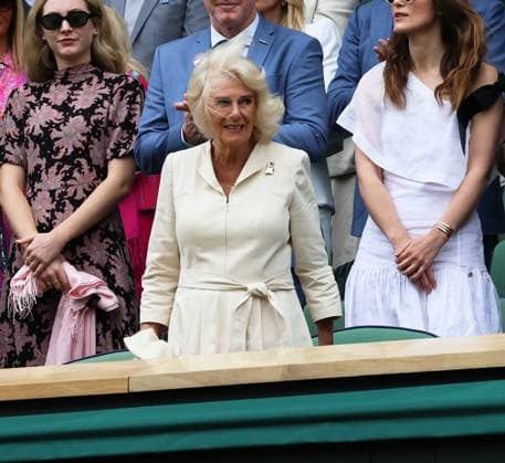 TENNIS - Wimbledon 2024 LONDON,ENGLAND,10.JUL.24 - TENNIS - WTA, Tennis Damen Tour, Wimbledon, Grand Slam. Image shows Queen Camilla .  GEPAxpictures xAlanxGrieves