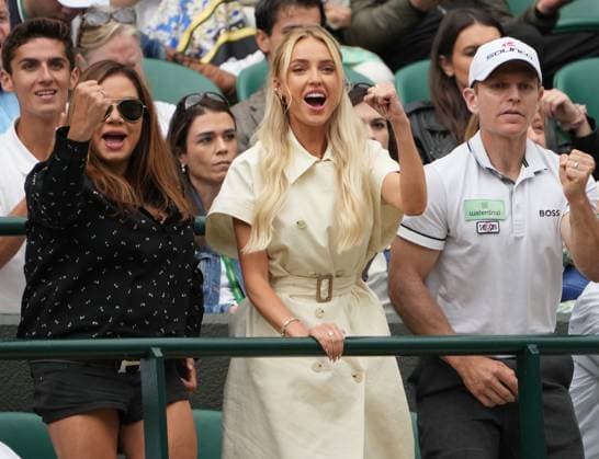 Lawn Tennis - 2024 Wimbledon Championship Mens singles - Lorenzo Musetti (ITA) v Taylor Fritz (USA) All England Lawn Tennis & Croquet Club - Wednesday 10h July 2024 Taylor Fritz girlfriend Morgan Riddle urges him on from the players box 