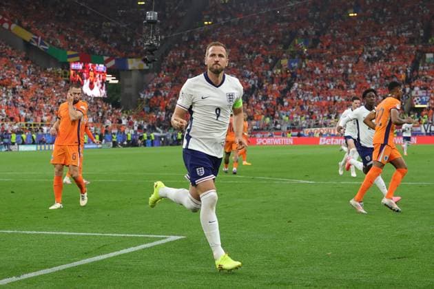 Netherlands v England Euro 2024 10 07 2024. Semi Final Goal 1-1 Harry Kane of England scores a goal and celebrates during the Euro 2024 semi-final match between Netherlands and England at BVB Stadion, Dortmund, Germany on 10 July 2024. Dortmund BVB Stadion Germany Editorial use only , Copyright: xNigelxKeenex PSI-19938-0013